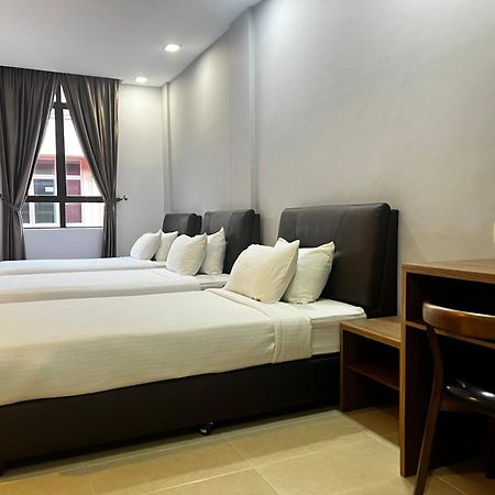 Sin Lien Hotel Keluang Luaran gambar