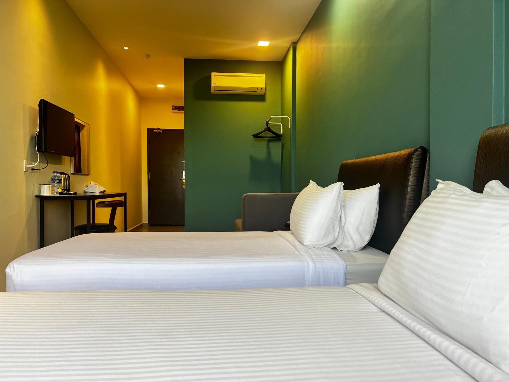 Sin Lien Hotel Keluang Luaran gambar