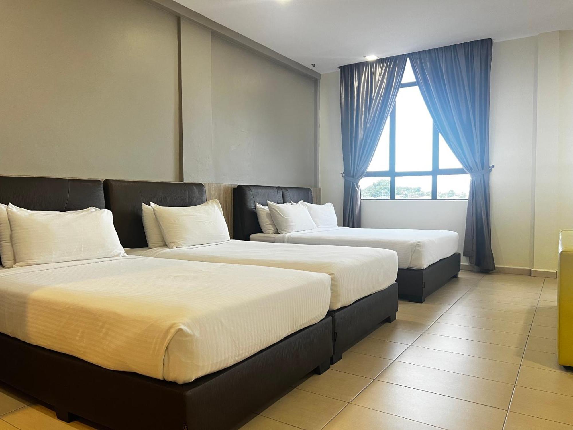 Sin Lien Hotel Keluang Luaran gambar