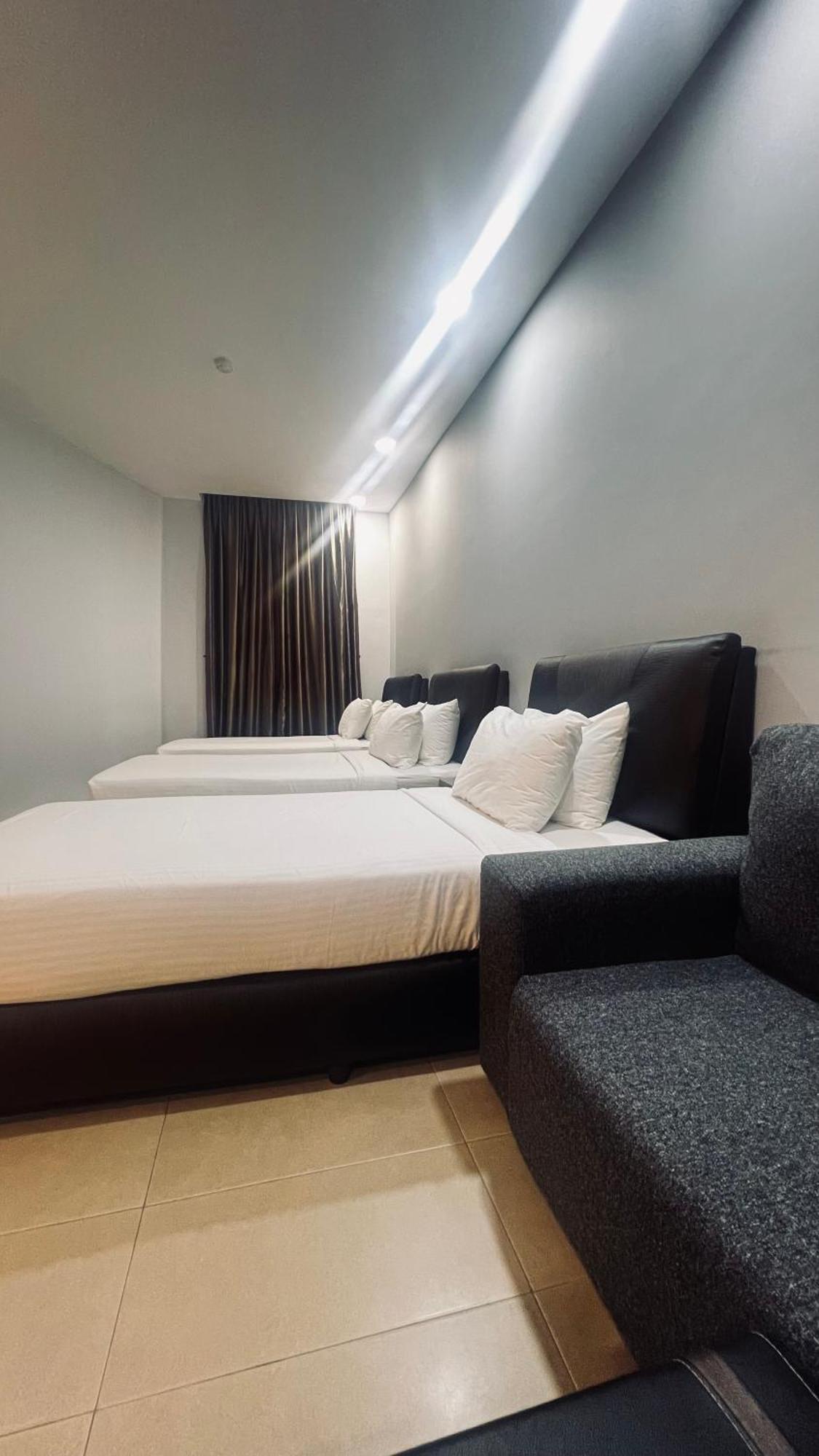 Sin Lien Hotel Keluang Luaran gambar