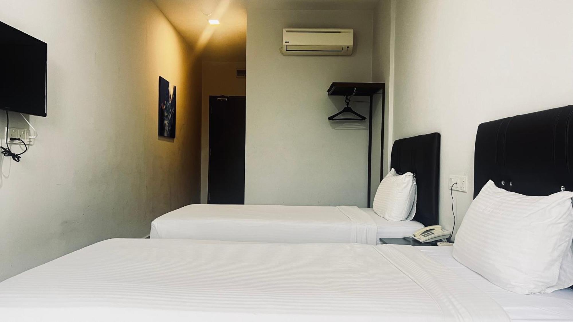 Sin Lien Hotel Keluang Luaran gambar